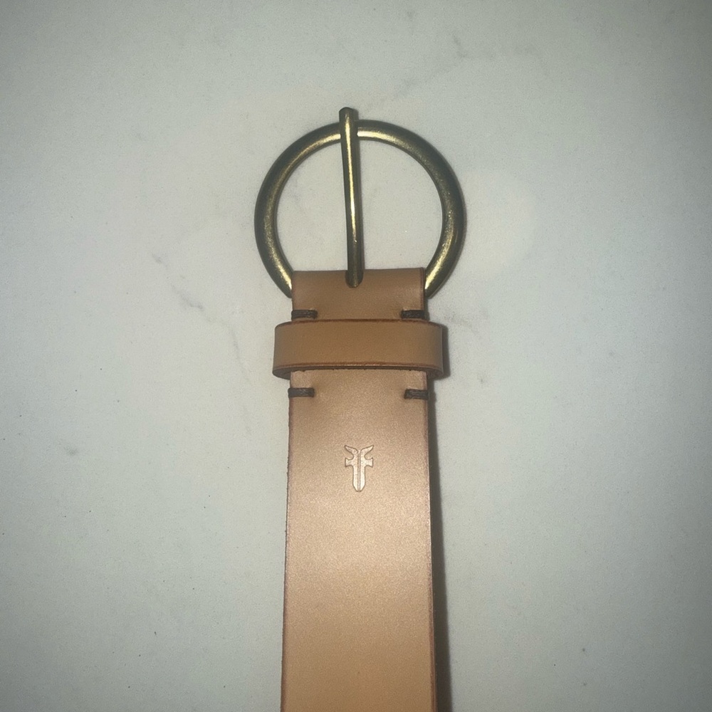 NWT Frye Woman's Leather Belt